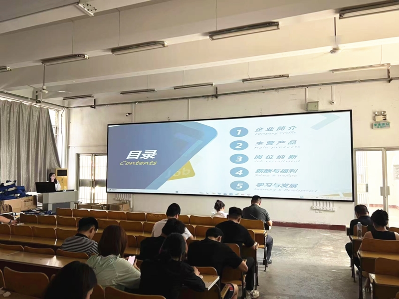 華礦集團(tuán)應(yīng)邀參加濟(jì)寧職業(yè)技術(shù)學(xué)院實(shí)習(xí)宣講會(huì)